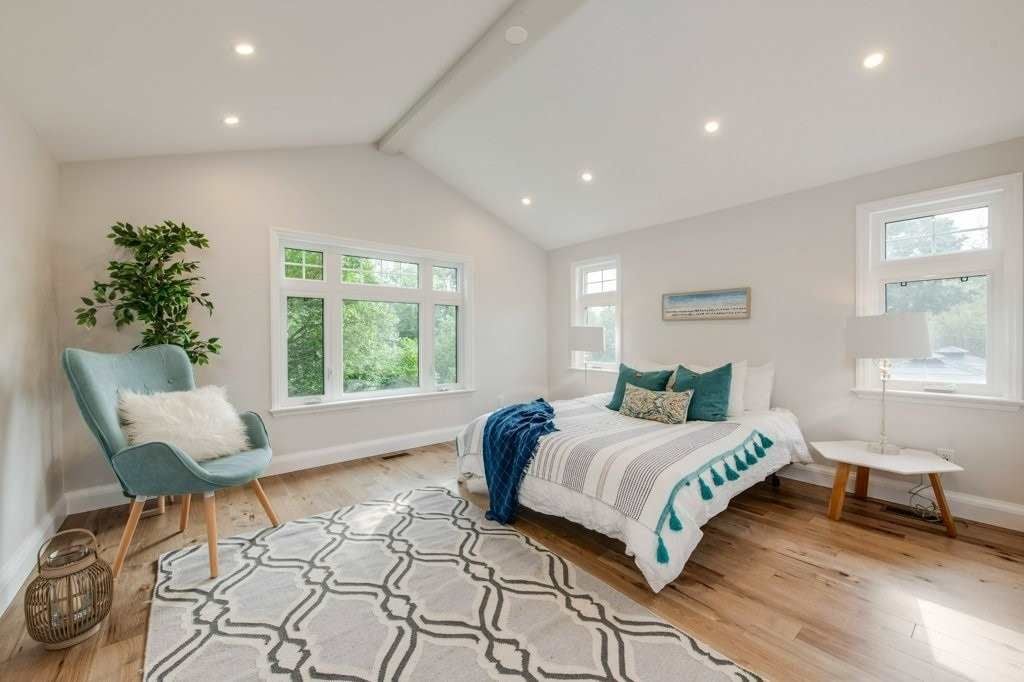 121 Highview Ave