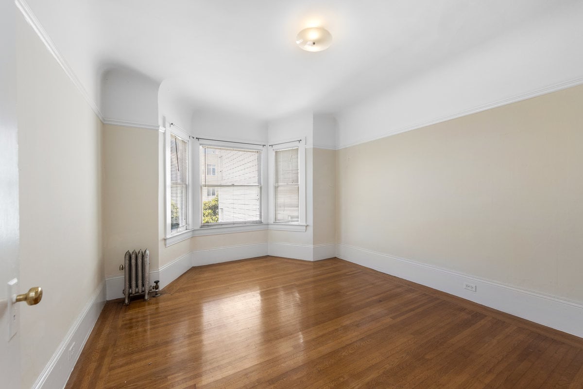 1630 Sacramento Street | 6 Units