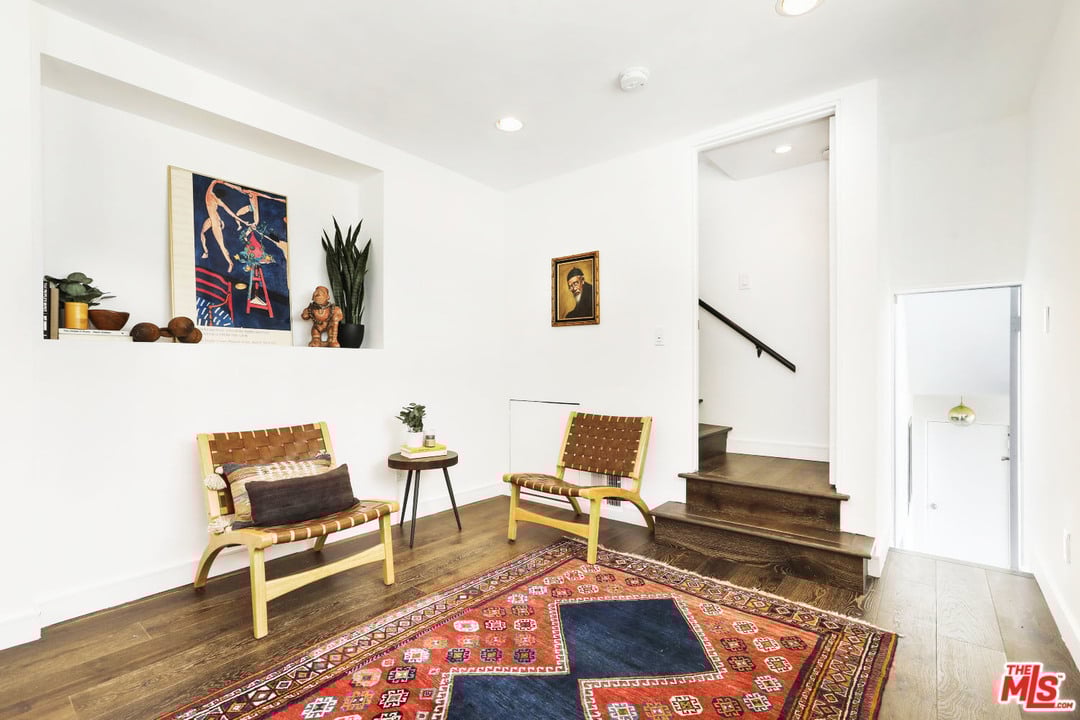 2622 Rinconia Dr