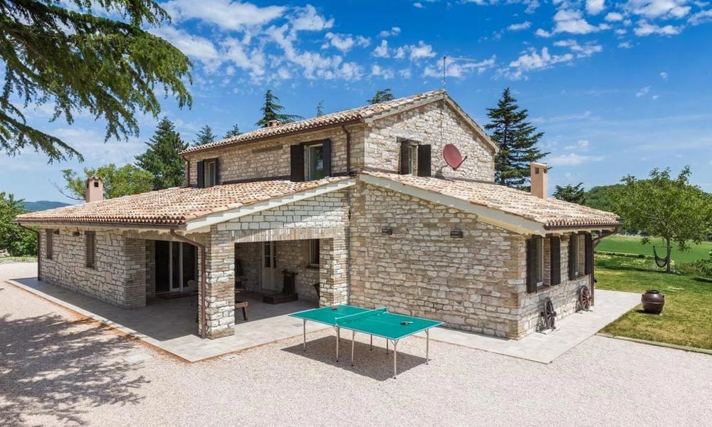 Beautiful Stone Farmhouse in Fossombrone