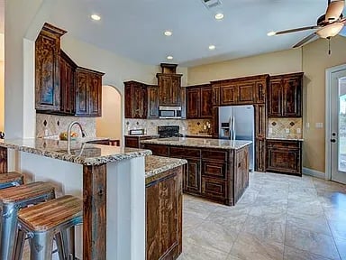 390 Teal Lane