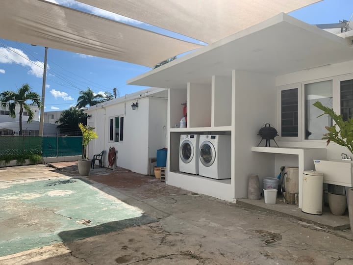 Beach House Apt 8 • King Studio w/ Kitchenette - Airbnb