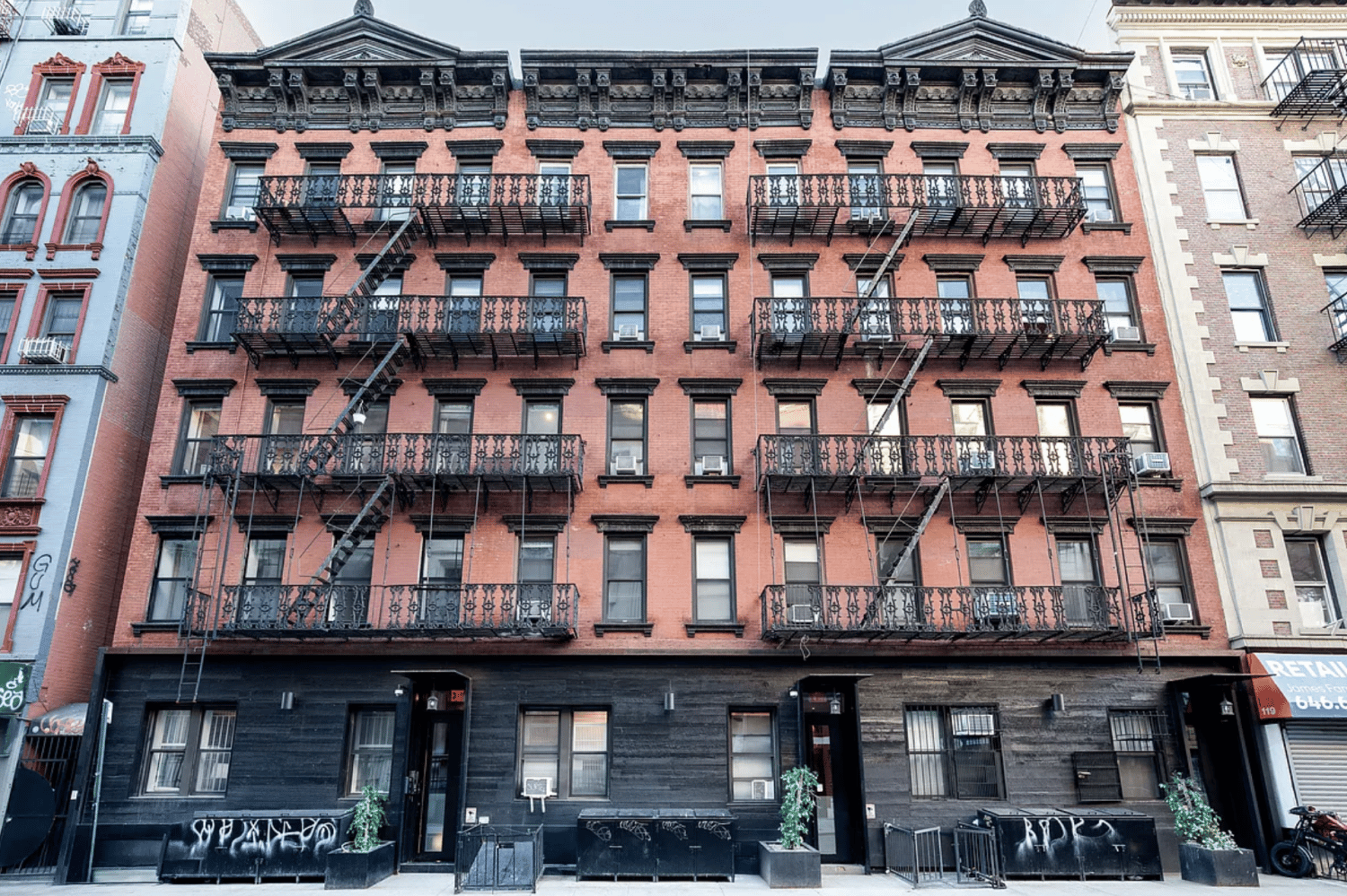 115 Elizabeth Street, Apt 2B