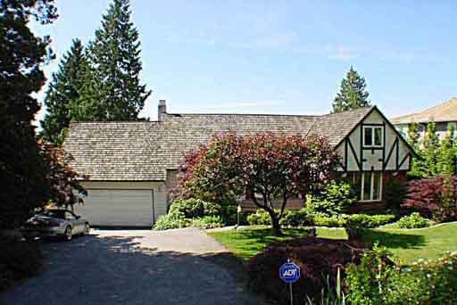 3250 Thompson Cres