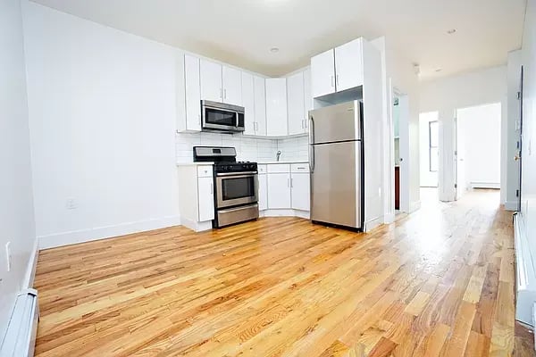 80 Williams Avenue Unit: 2
