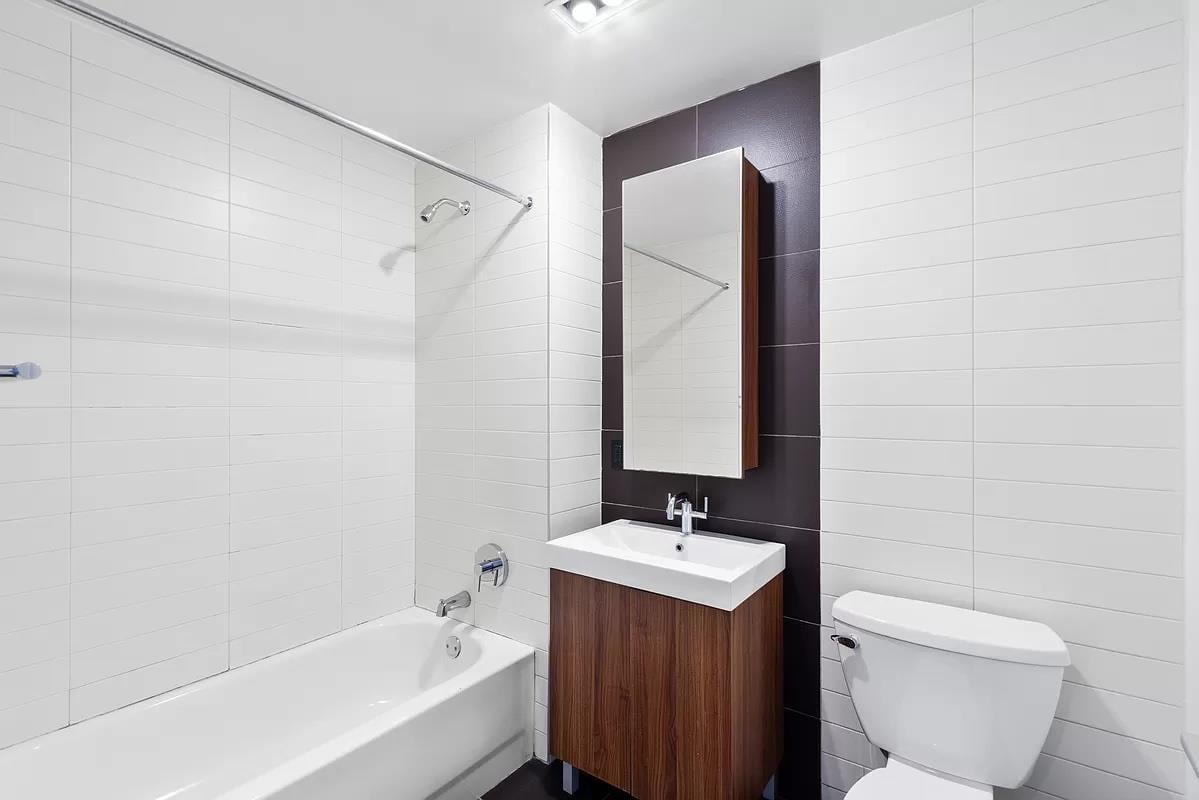116 John Street, Apt 2207