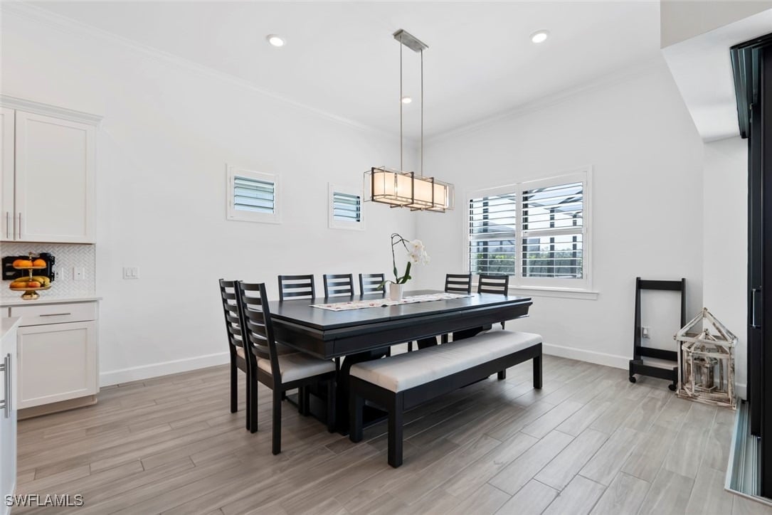 19129 Aqua Shore Dr