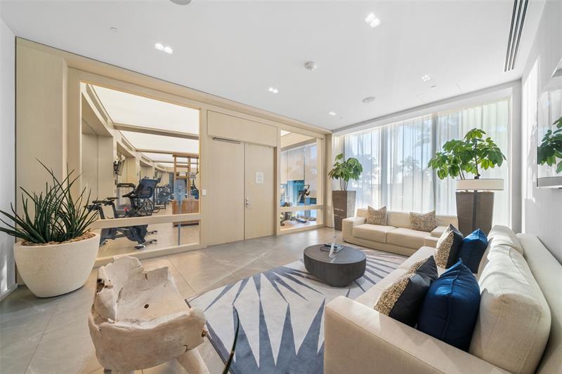 2200 N Ocean Blvd: Unit S303