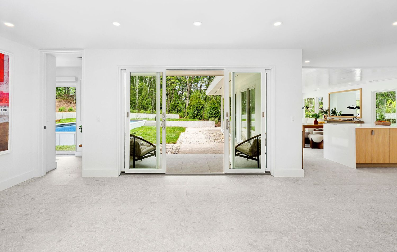 Whitecrest: Mid-Century Modern, Gut-Renovated and Gorgeous