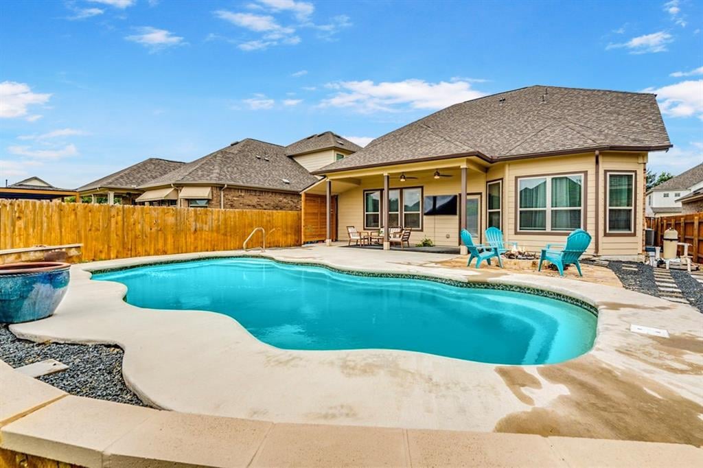610 Stonewood LN