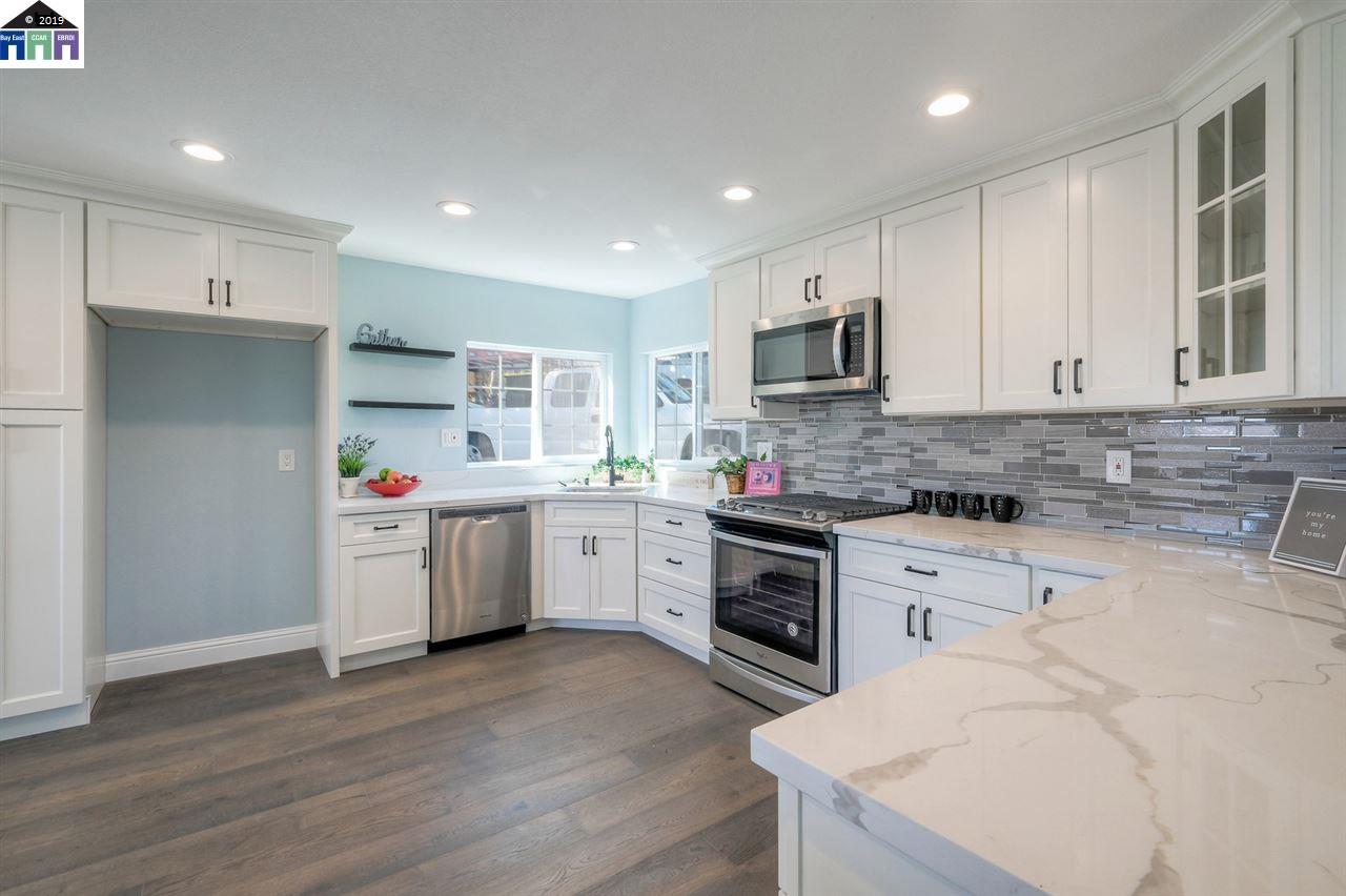 154 Renfrew Ct