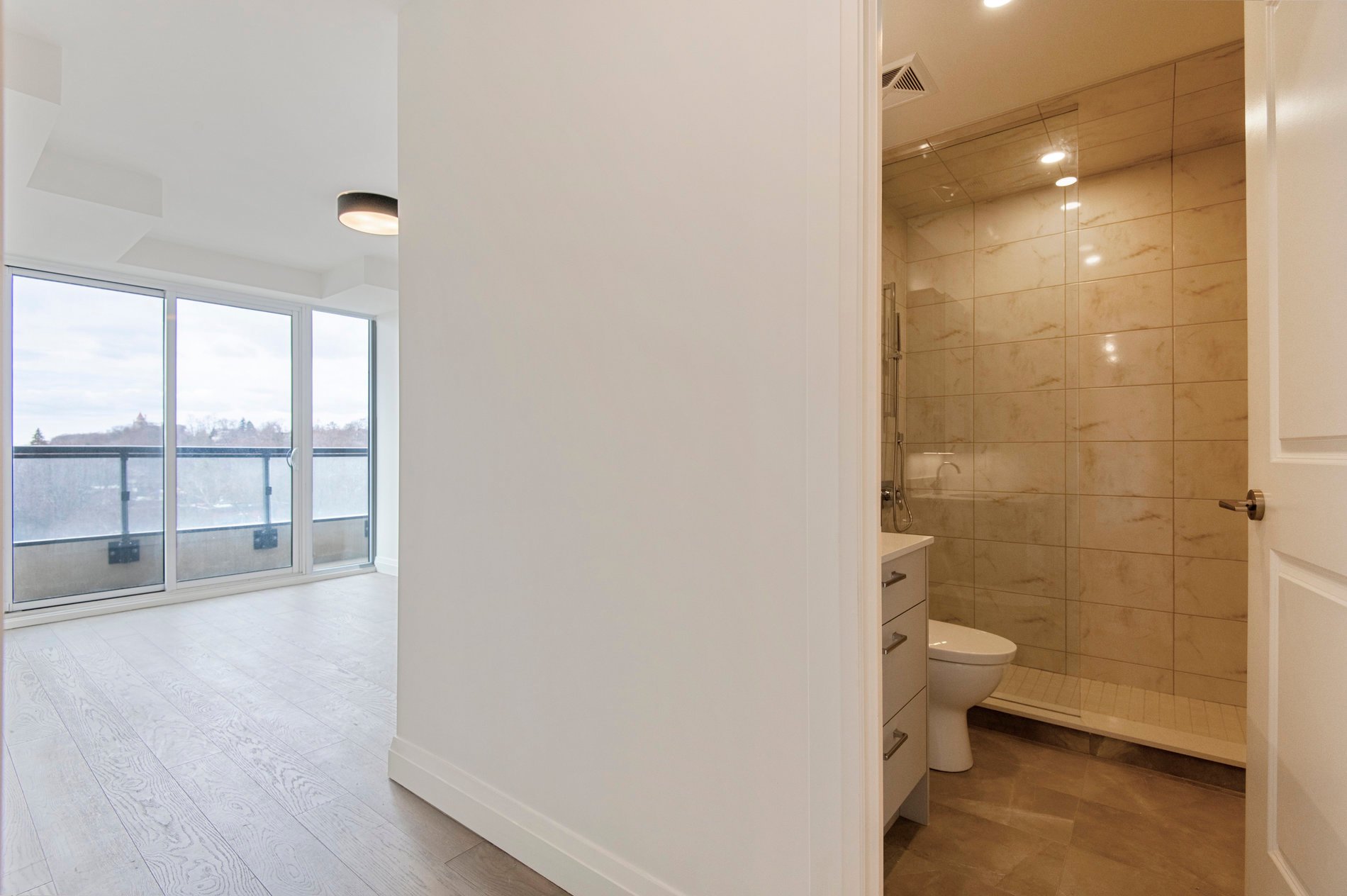285 Avenue Road #601