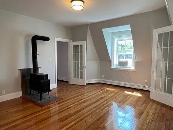 56 Hawes St #3