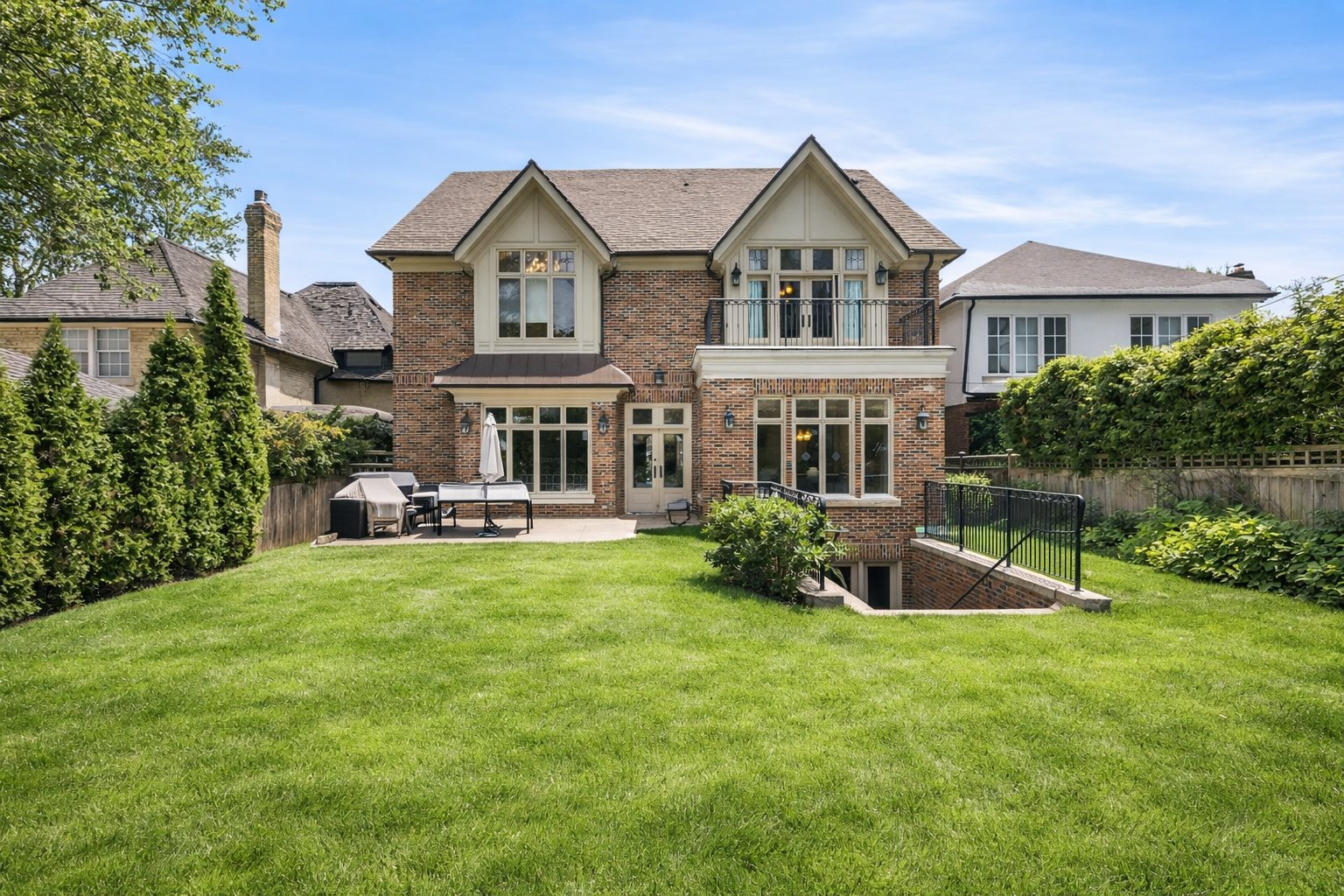 SOLD: Architectural Pedigree