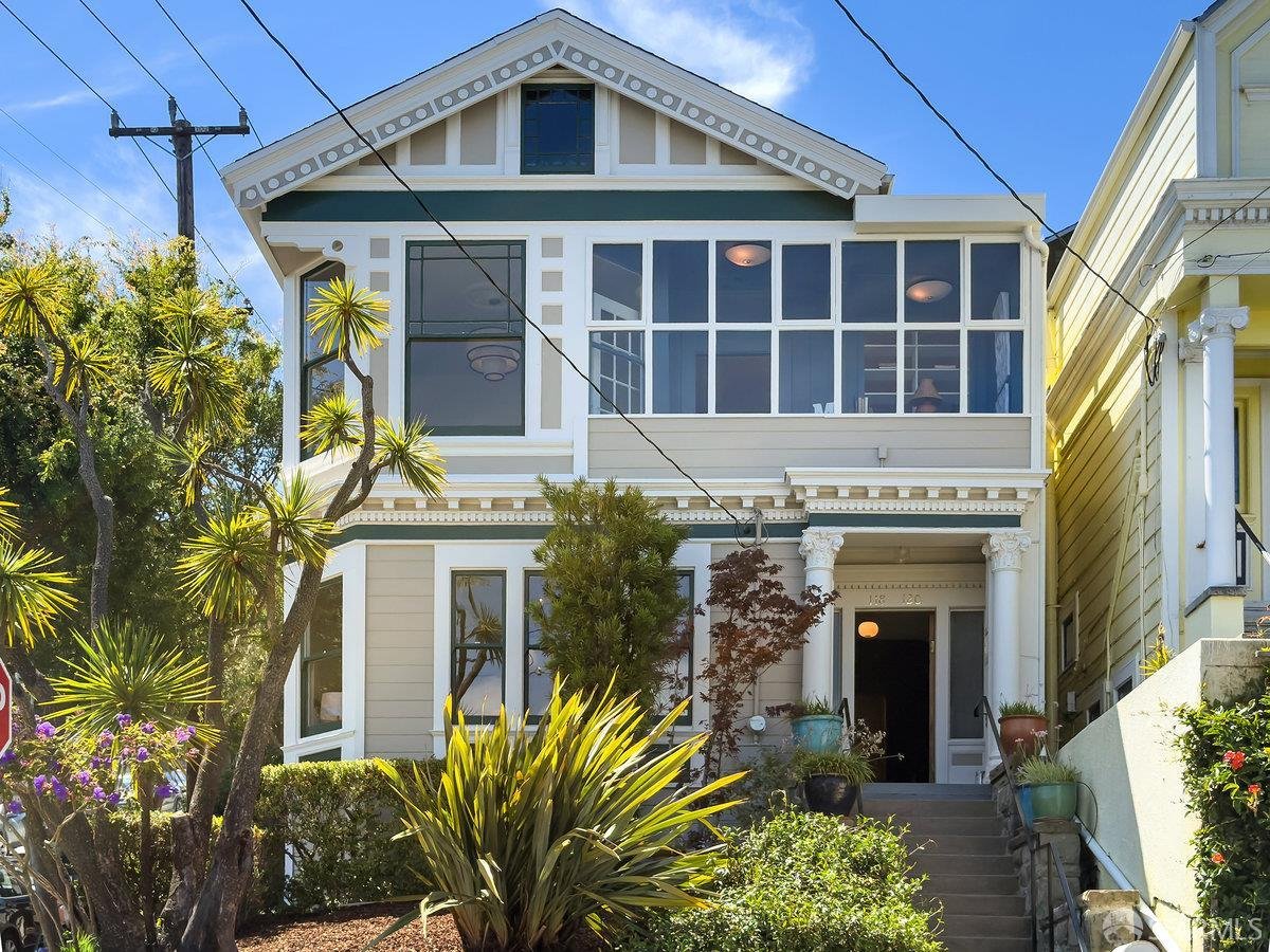 120 Hoffman Ave