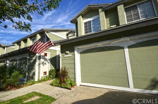 14036 Tiffany Dr