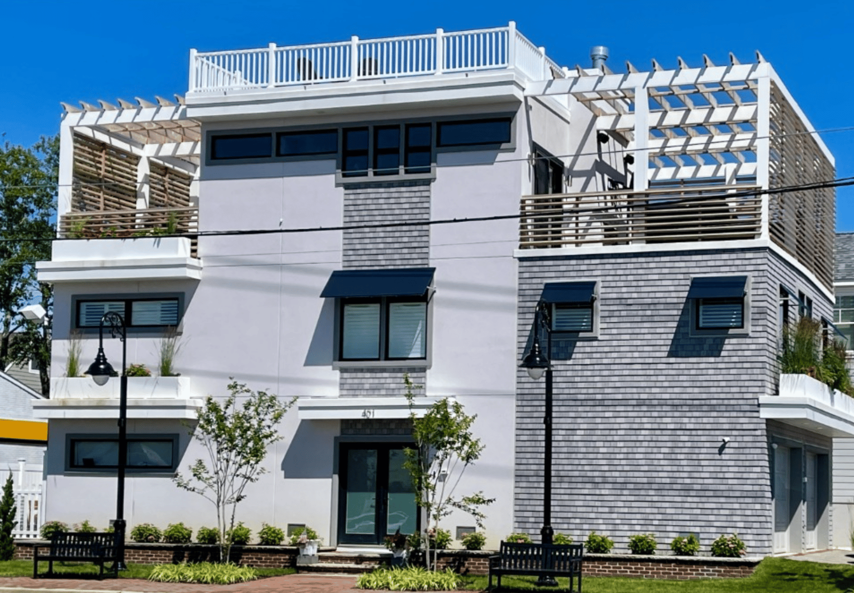 401 N Bay Avenue