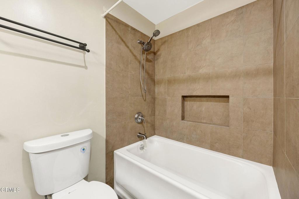 1127 E Del Mar Blvd, #116