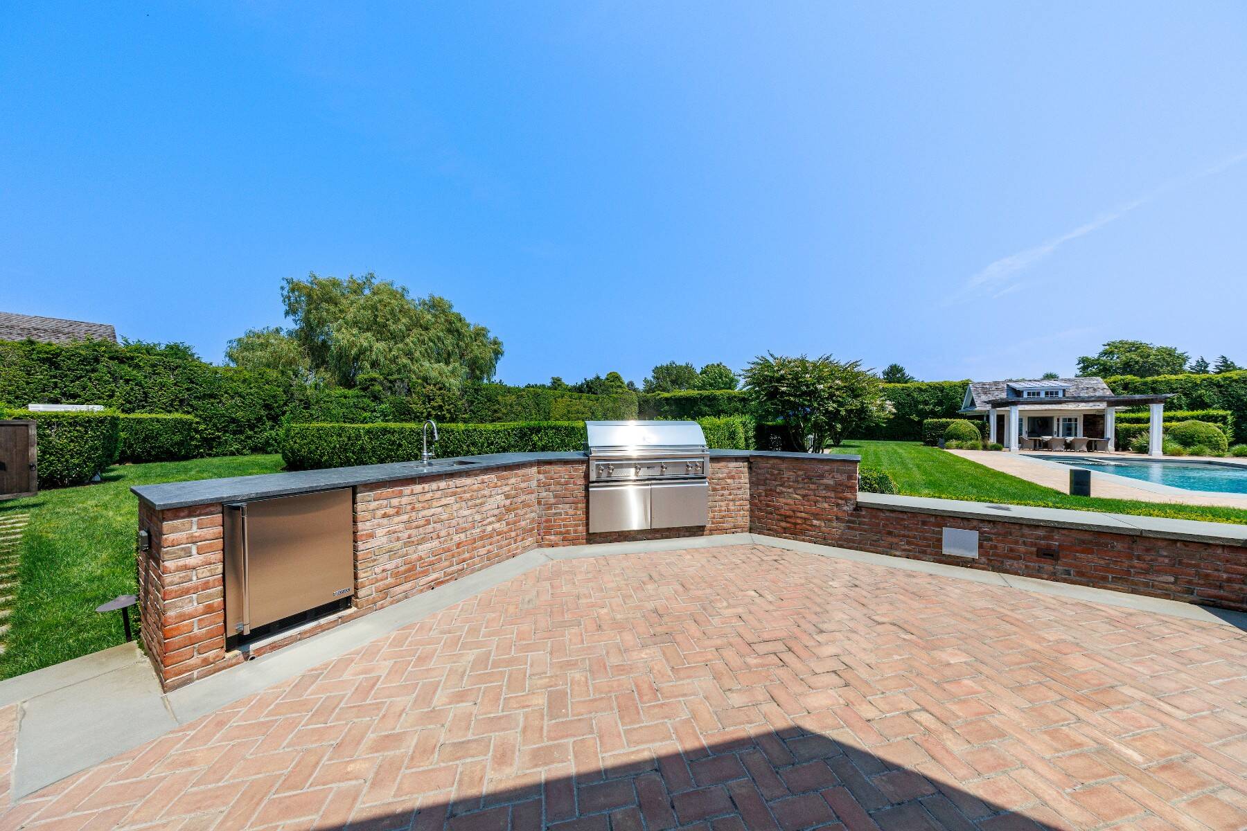 70 Pheasant Close E