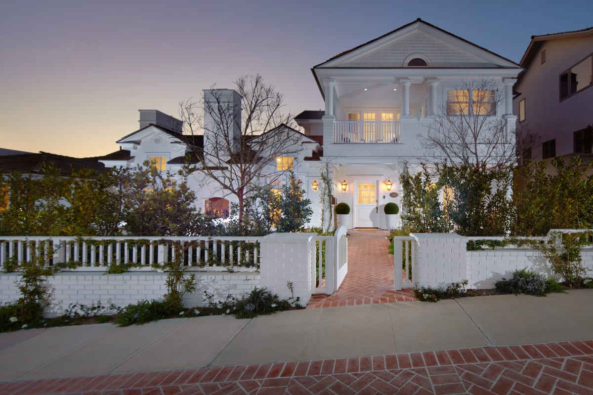 215 Marigold Ave
