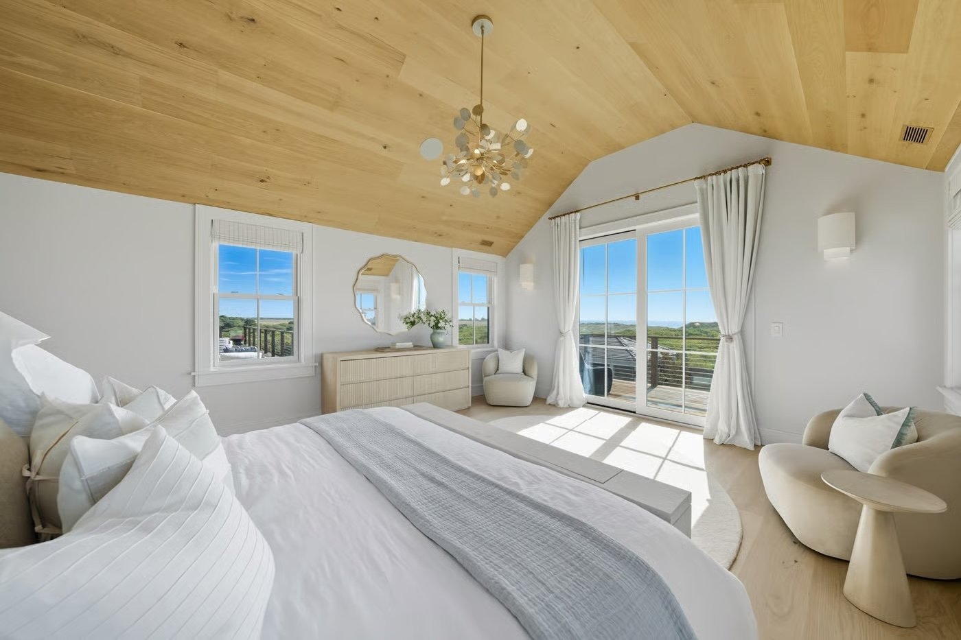 51 Weweeder Avenue