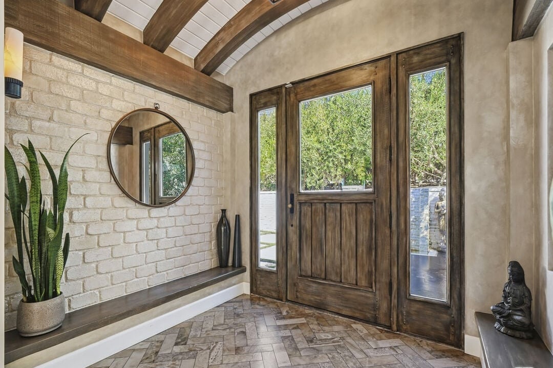 Solis Vista, Serra Rd, 90265