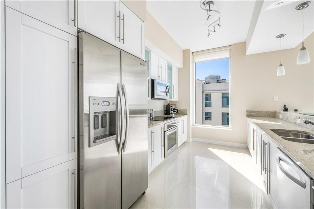 2831 N Ocean Boulevard, #PH07N 