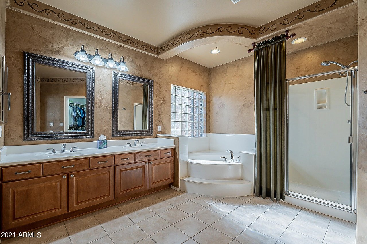 1709 E Kaibab Dr