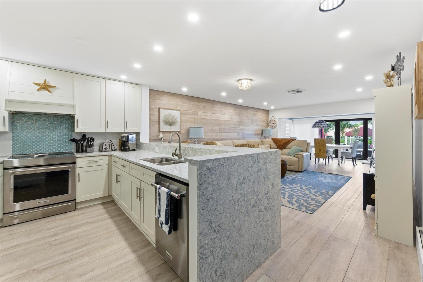 2359 Treasure Isle Drive # 38