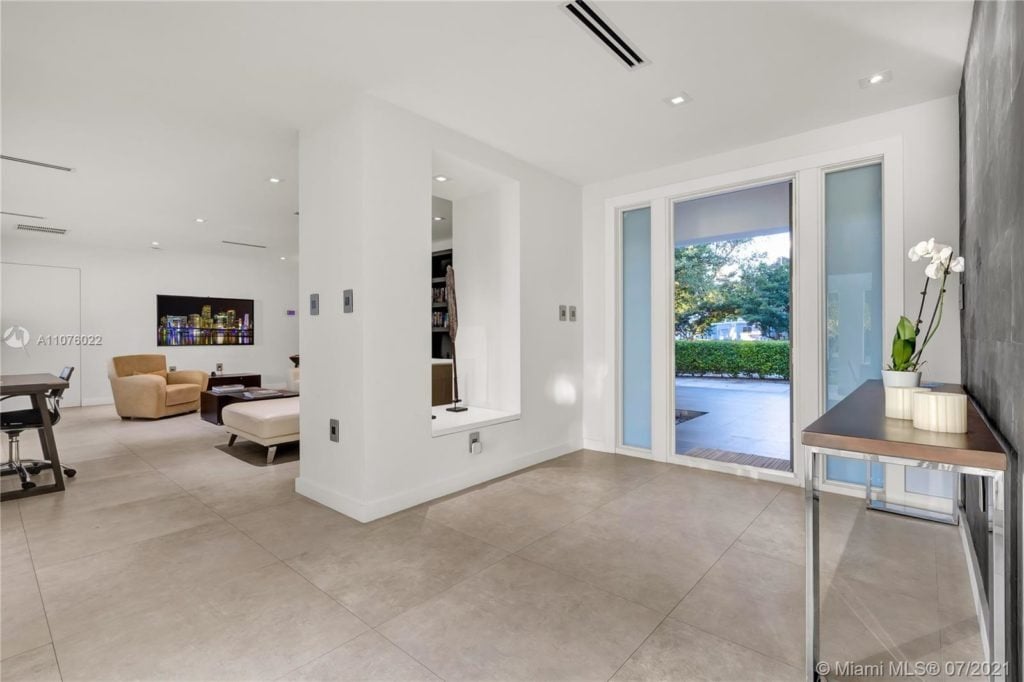 Key Biscayne Estate Closes at $8.25M
