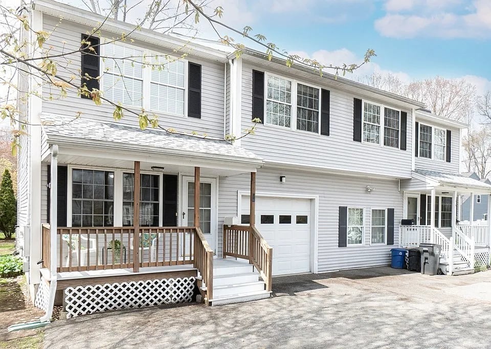 74 Pine Ave
