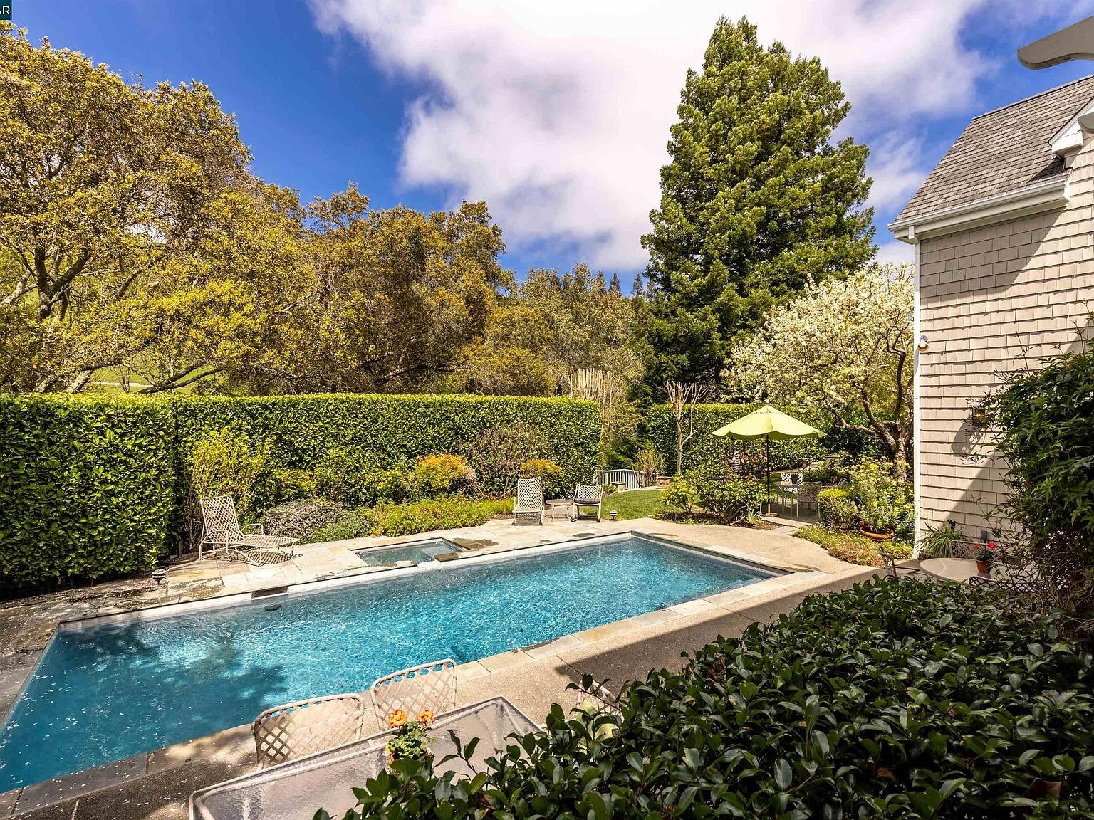 13 Merrill Dr