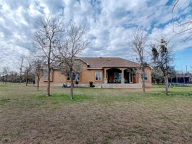 390 Teal Lane