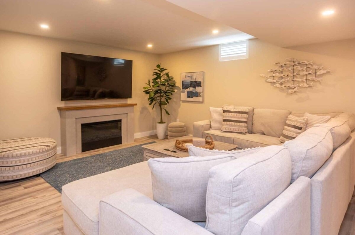 Tranquil and Centrally Located West Tisbury Home