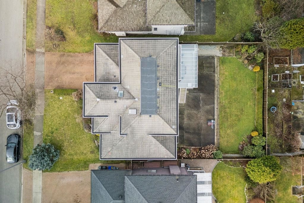 7536 Sequoia Rd