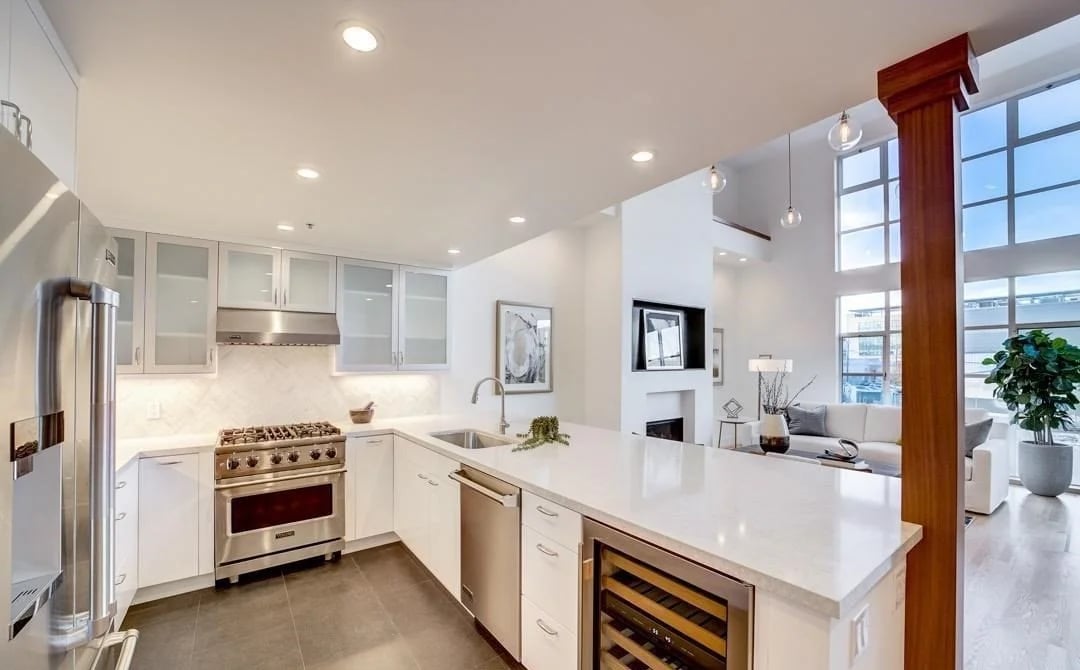 755 Tennessee Street Lofts