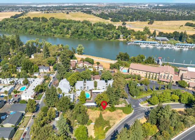 Top 10 Reasons to live in Little Pocket Sacramento