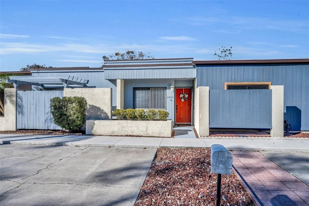 2337 Antilles Dr
