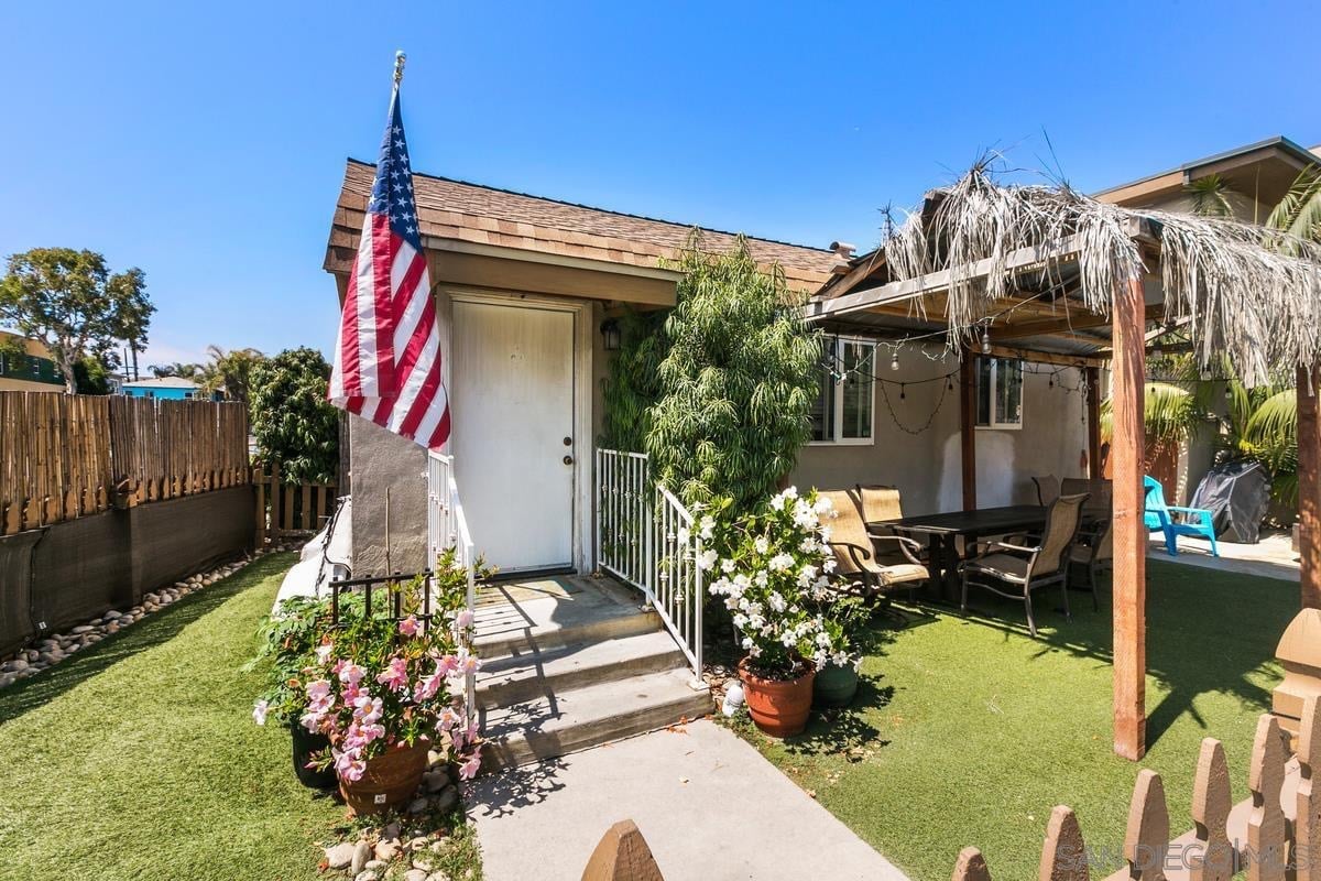 3949-3953 Mission Blvd