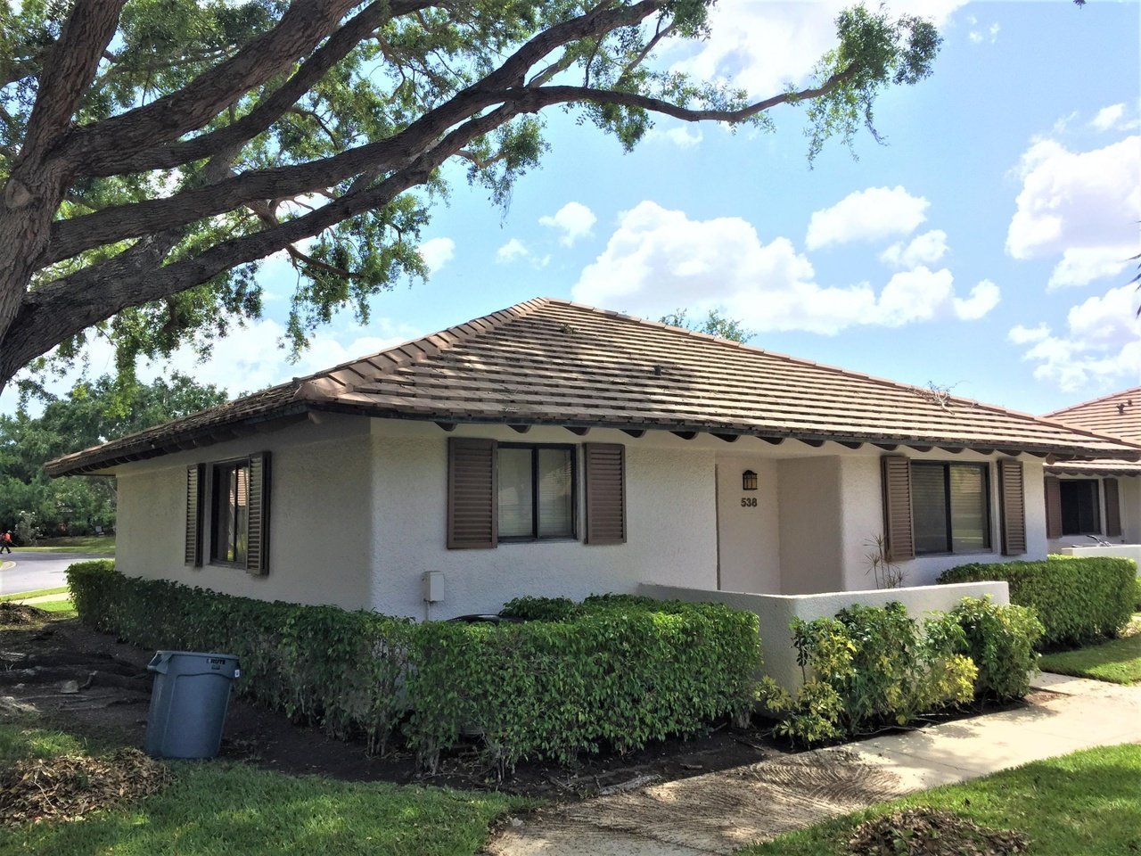 538 Club Dr