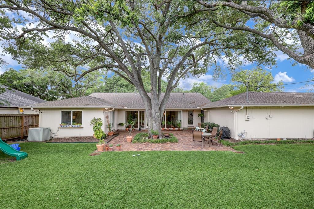 2103 Stoney Brook Dr