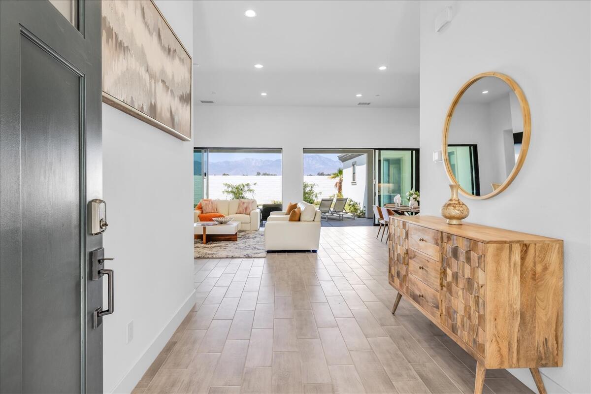 49901 Crescent Psge