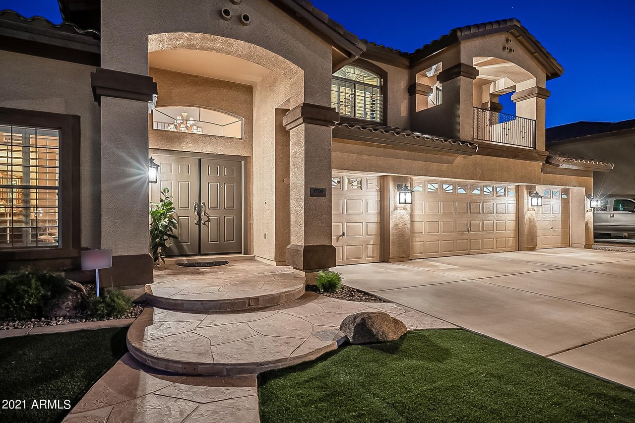 1709 E Kaibab Dr