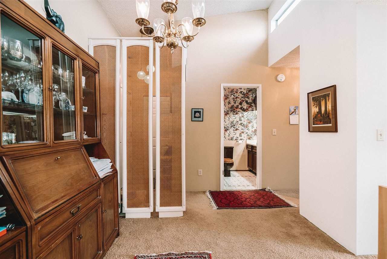 312-3875 W 4th Ave