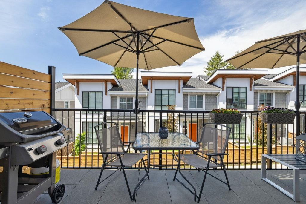 23183 136 Ave, #8