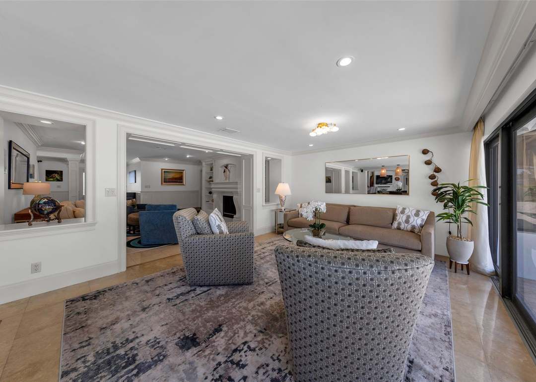 633 4th Key Dr