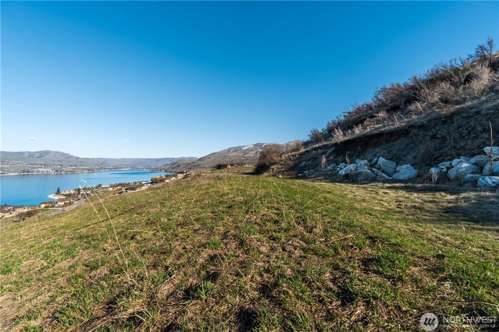 302 Clos CheValle Rd