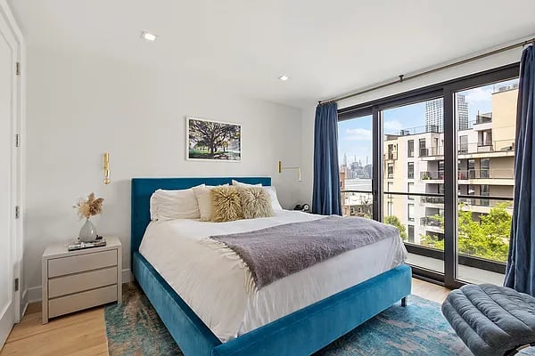 53 Grand Street Unit: 2