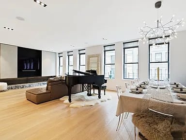 27 E 22nd St APT 6, New York, NY 10010
