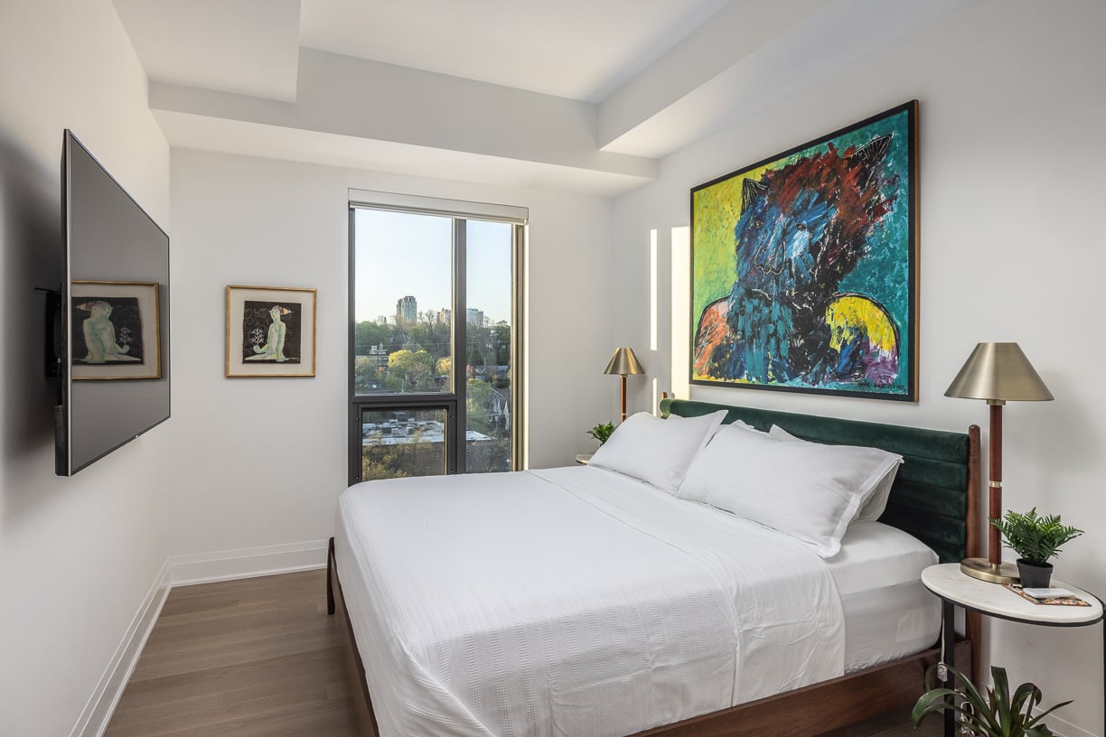 A Grande Penthouse In The Annex